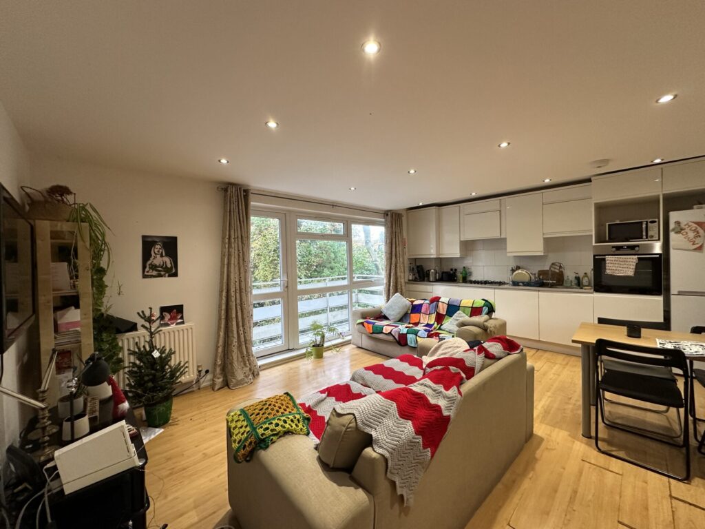 Willow Bank Court - Fallowfield - £173 PPPW